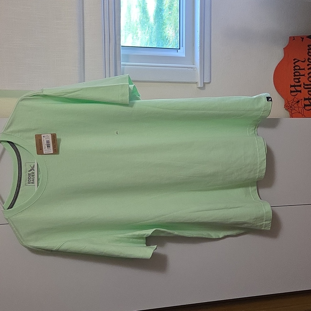 Eddie Bauer Light Green Short Sleeve Tee